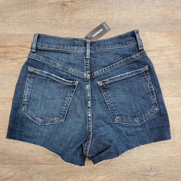 EXPRESS Size 00 MIDI HIGH RISE Original Raw Hem Denim Jean Shorts NWT - Picture 3 of 7